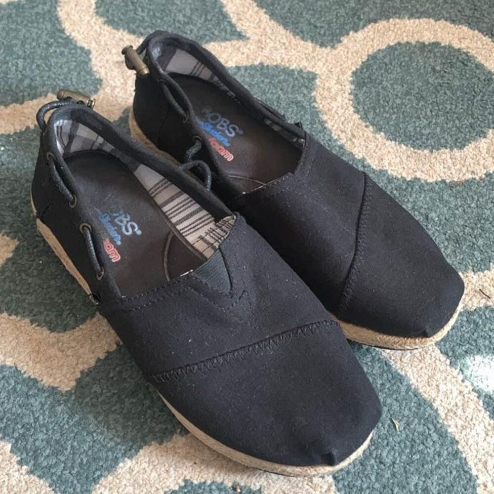 black BOBS size 8